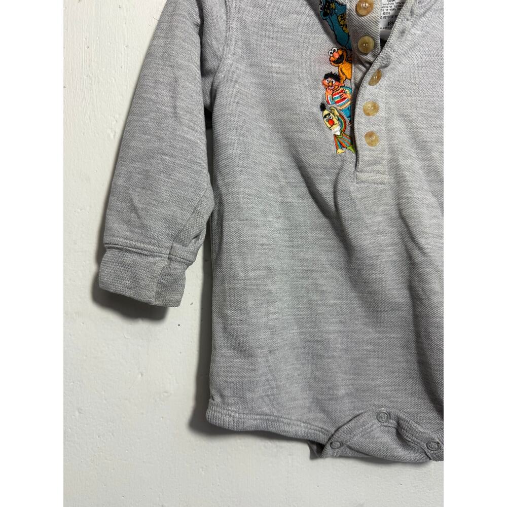 Vintage Sesame Street Boys 18 Mo Embroidered Characters Gray Long Sleeve Shirt - Picture 5 of 7